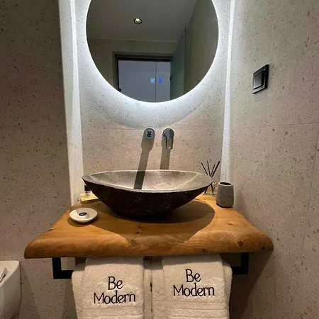 Be Modern Aparts & *