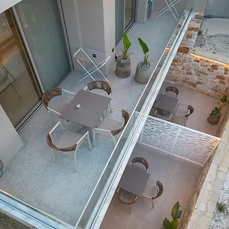 Be Modern Aparts & *