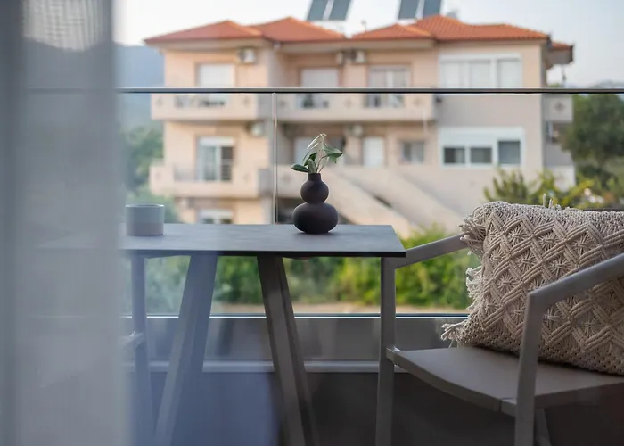 Be Modern Aparts & Лименария